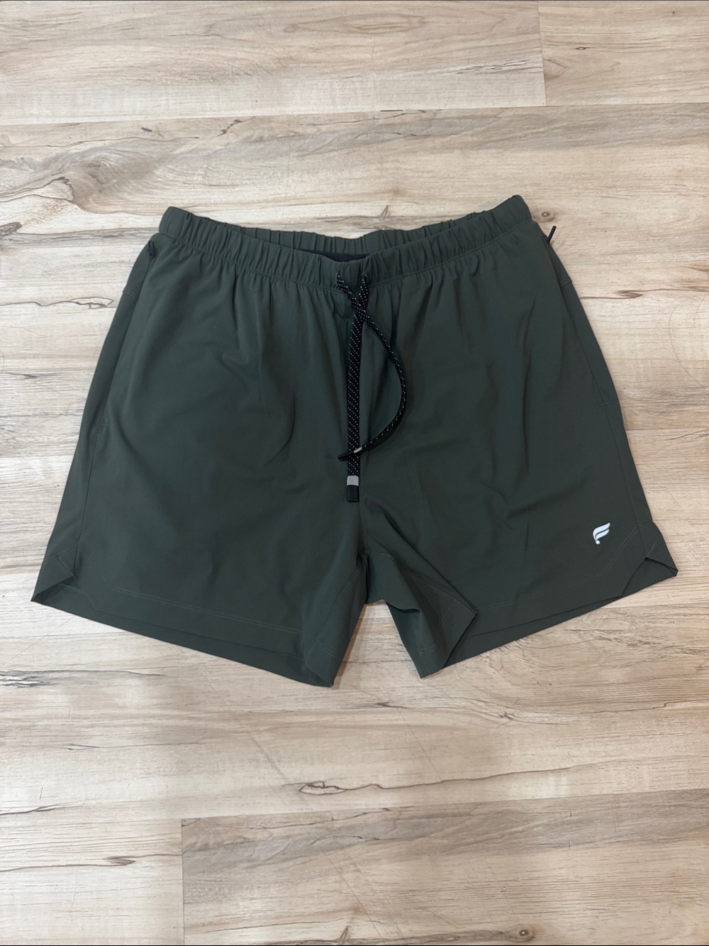 Mens Fabletics 5 inch The One Short Lined sz. L